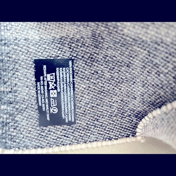 V. FRAAS cashmere scarf - natural - Picture 12 of 12